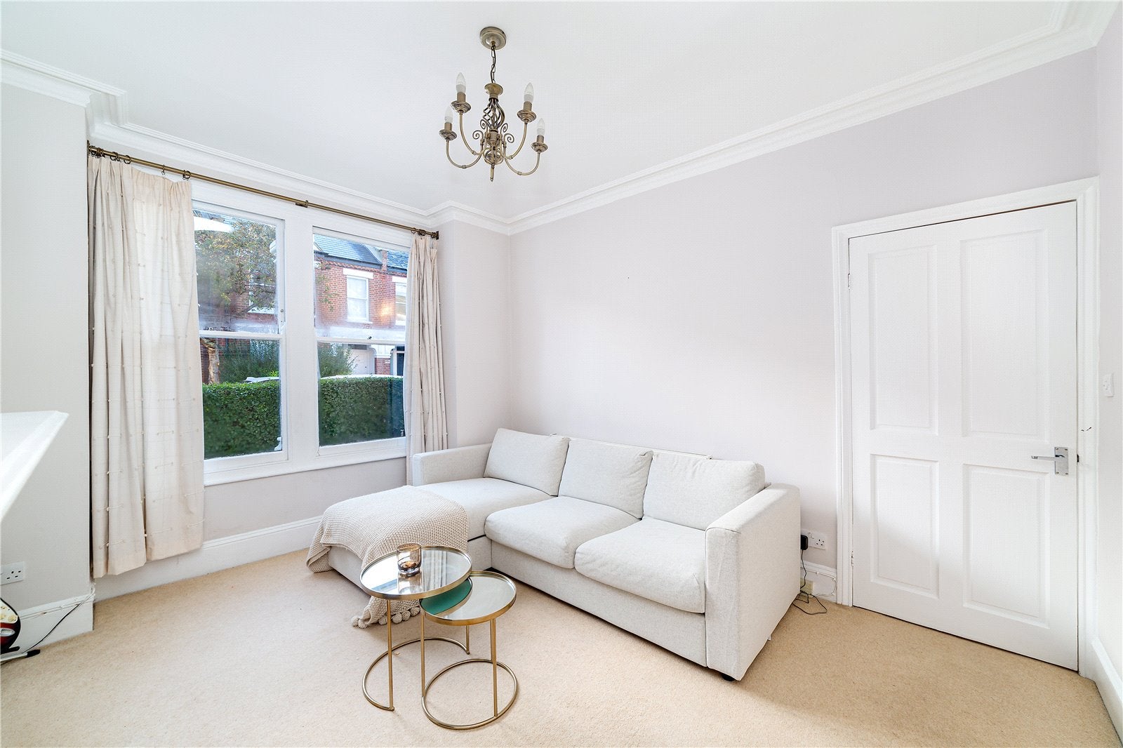Flat Kingwood Road in Greater London