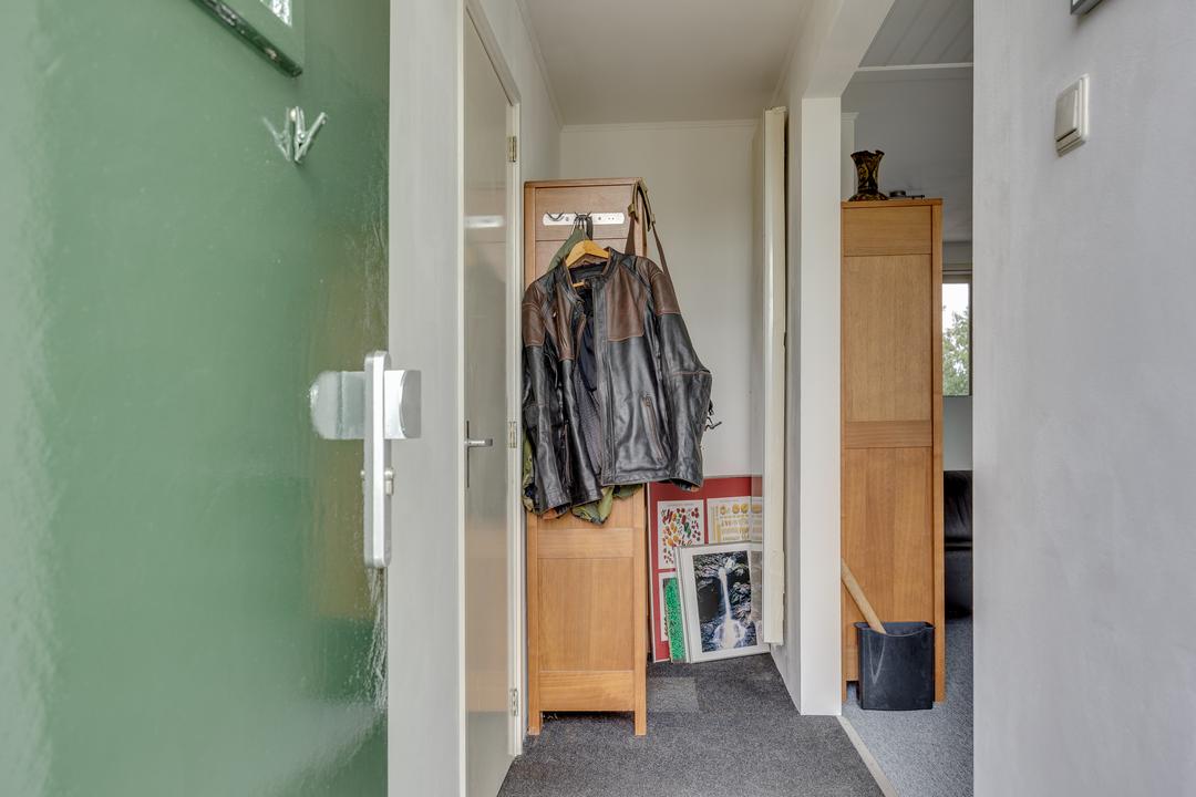 Twee-onder-één-kap te koop: Stationsweg Oost 229, Woudenberg