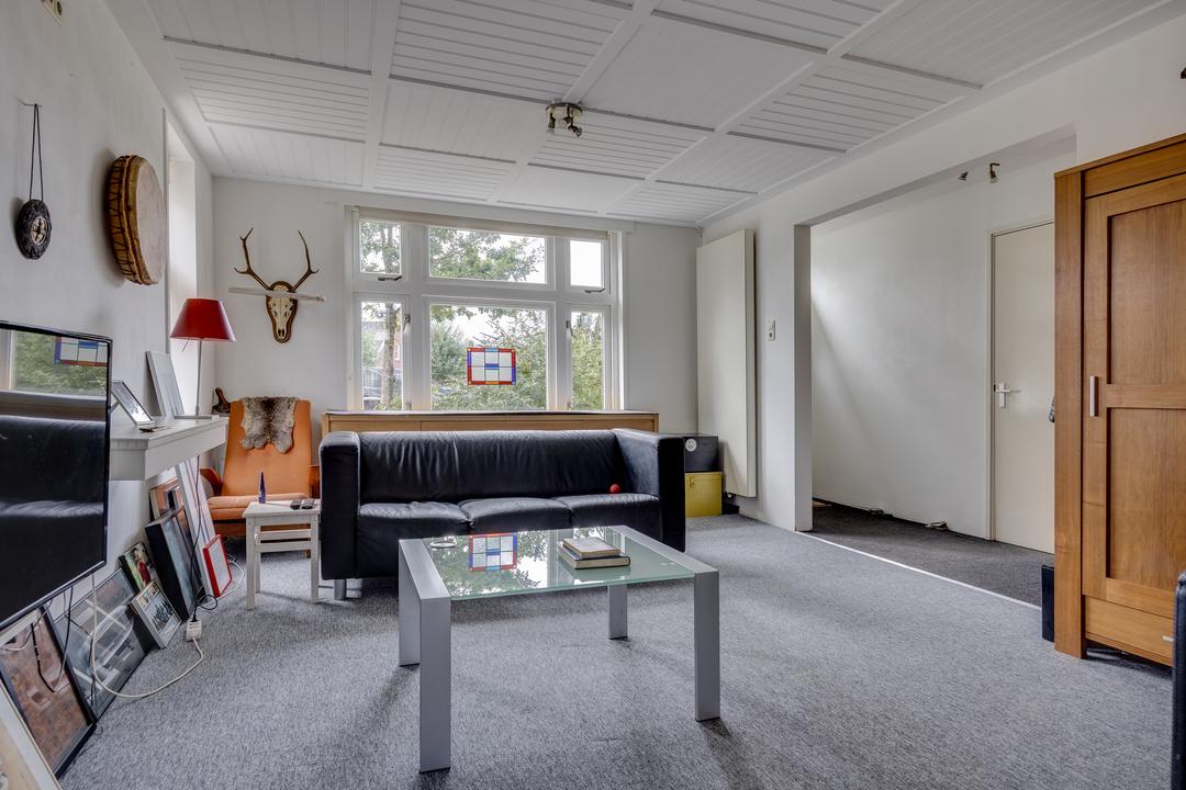 Twee-onder-één-kap te koop: Stationsweg Oost 229, Woudenberg