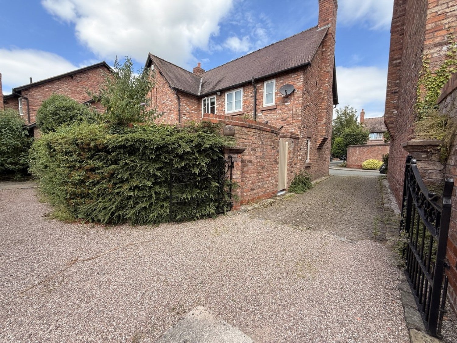 House Henry Street in Tarporley