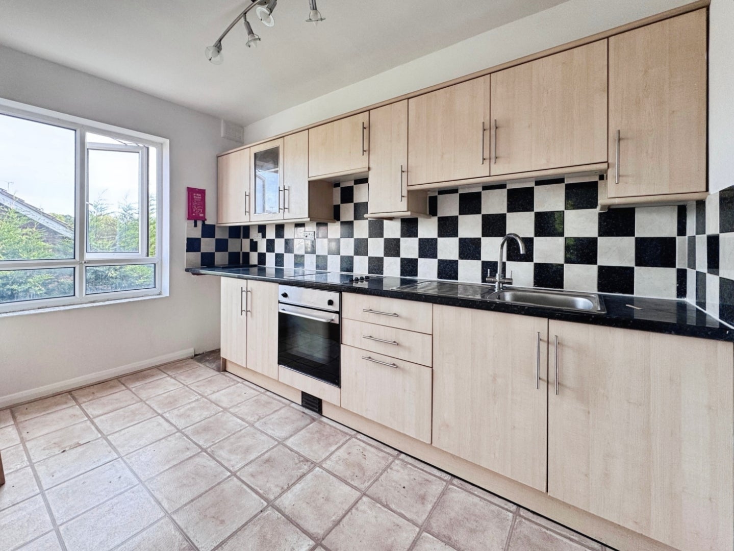 Flat Southbourne Grove in Southend-on-Sea