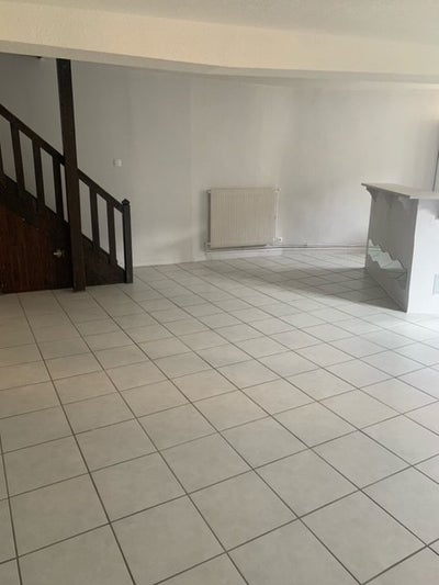 Flat Rue Joannes Mollon in Feurs