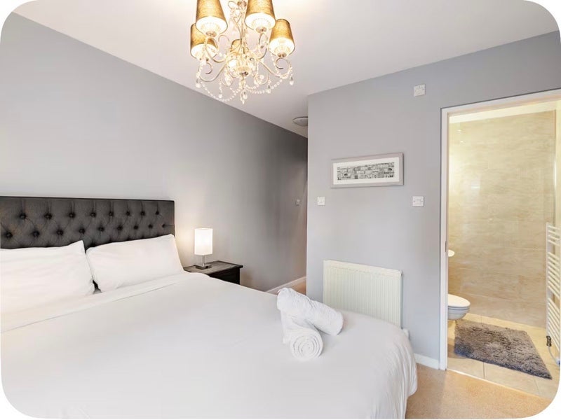 Room Holyrood Road in City of Edinburgh