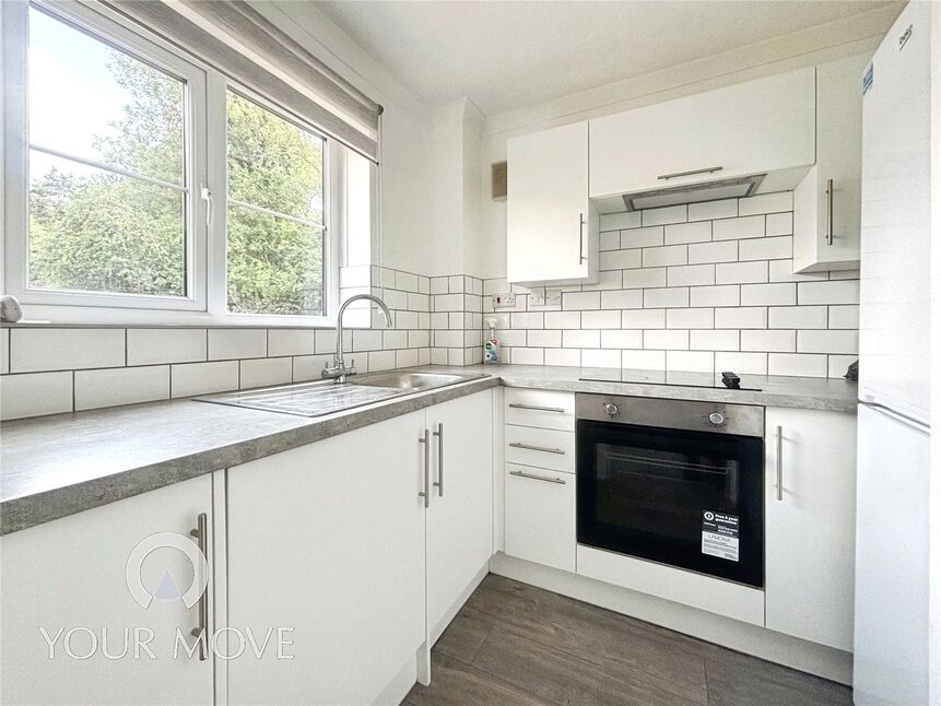 Flat Osbourne Road in Dartford