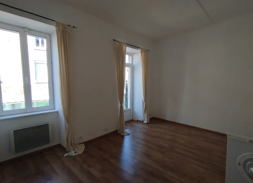 Appartement Place Vivans à Les Vans