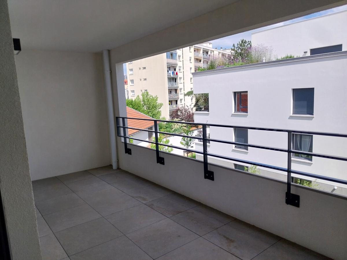 Appartement Avenue Charles de Gaulle à Tassin-la-Demi-Lune
