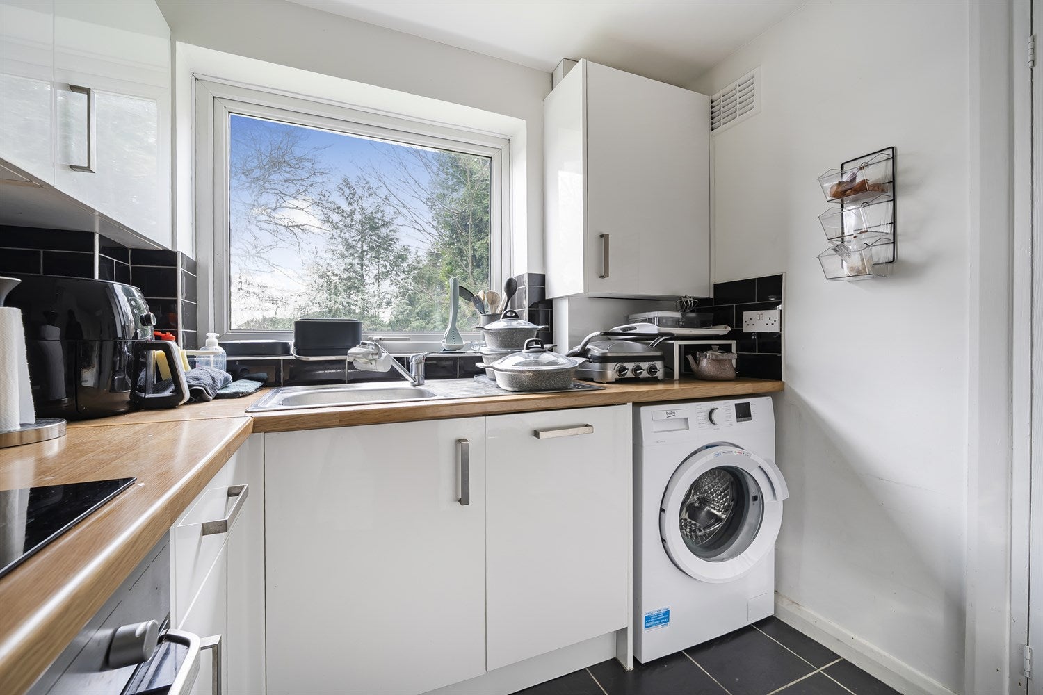 Flat Morton Court in Reading