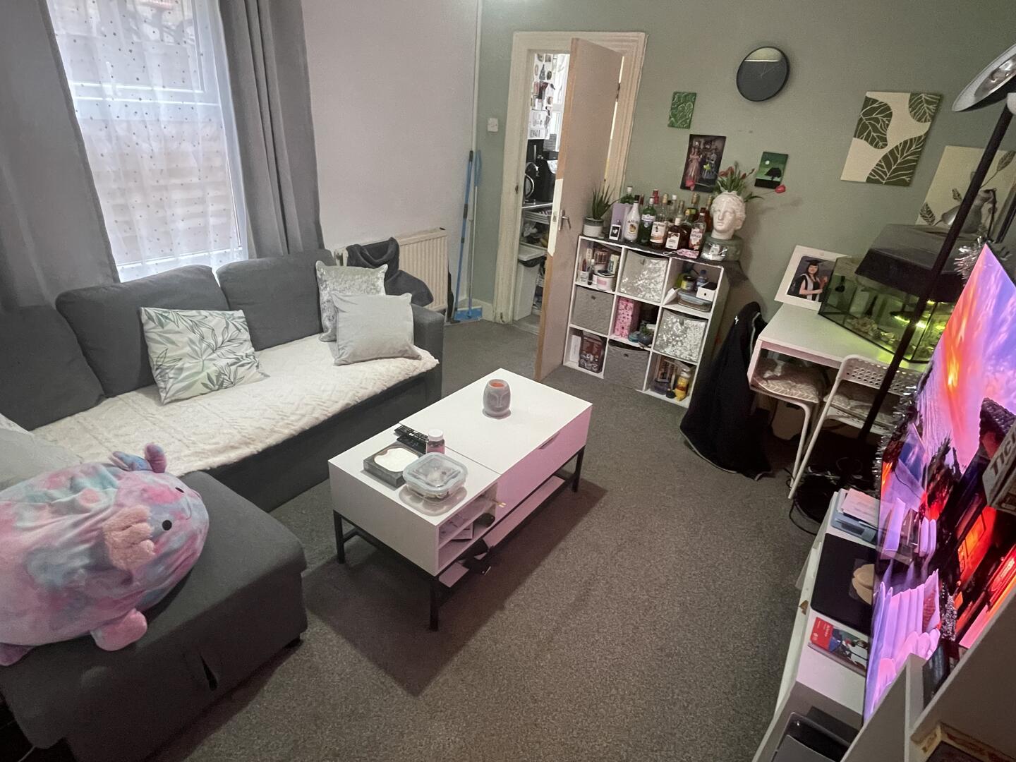 Flat Sheringham Avenue in Greater London