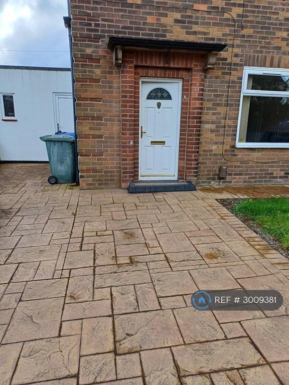 Room Daventry Road in Rochdale