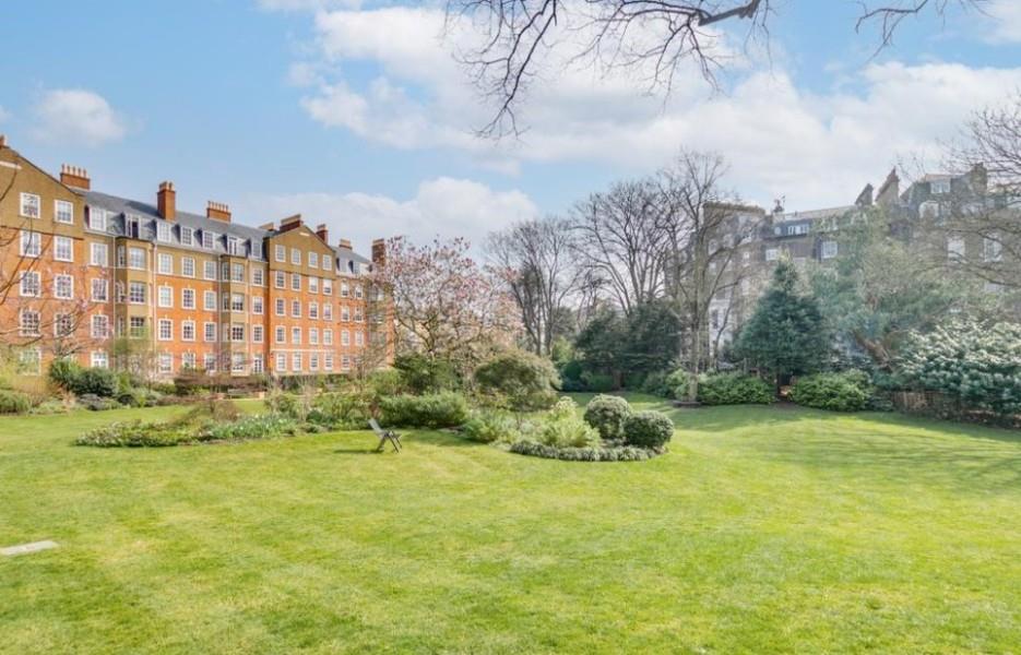 Flat The Little Boltons in Greater London