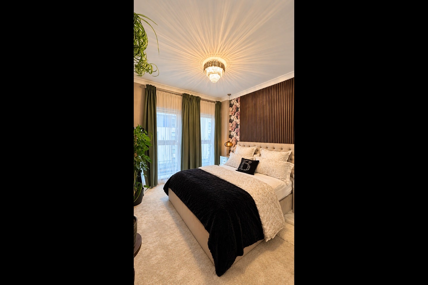 Room Clovelly Place in Dartford