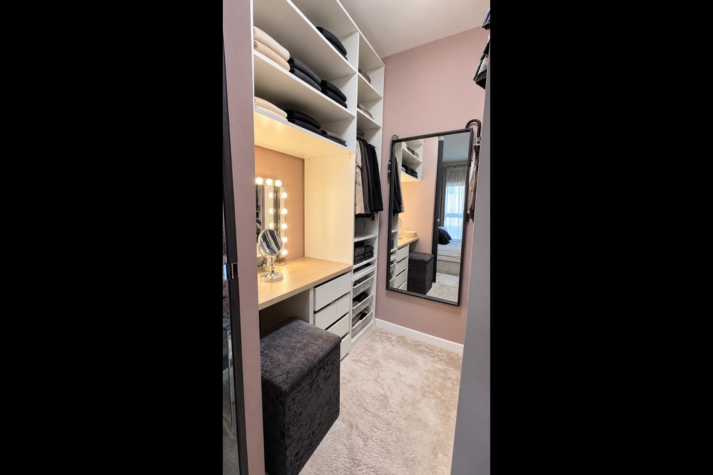 Room Clovelly Place in Dartford