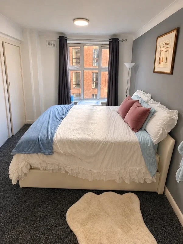 Room Park West Place in City of Westminster