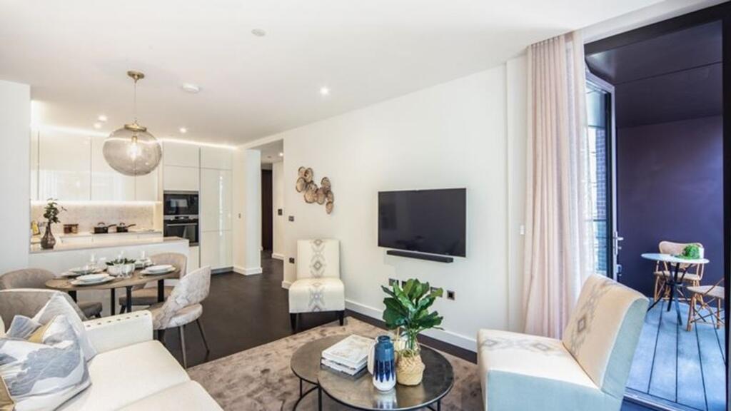 Flat Pascal Square in Greater London