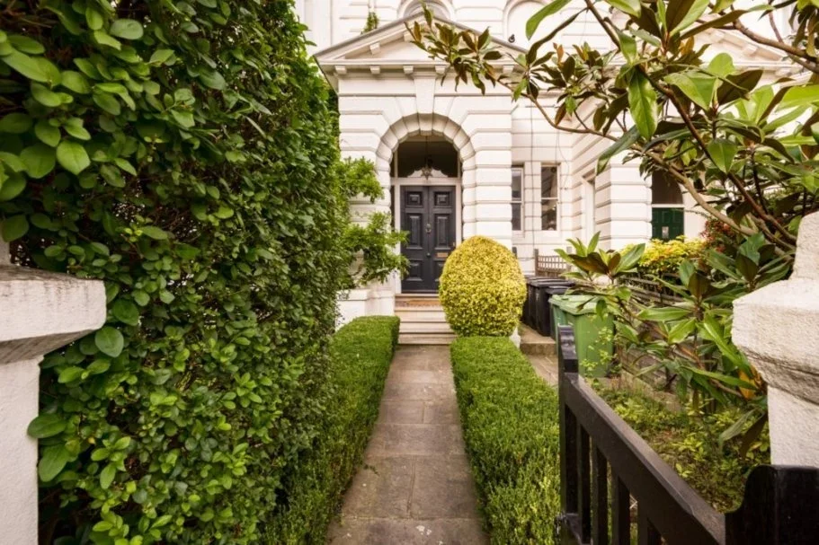 Flat Rosslyn Hill in Greater London