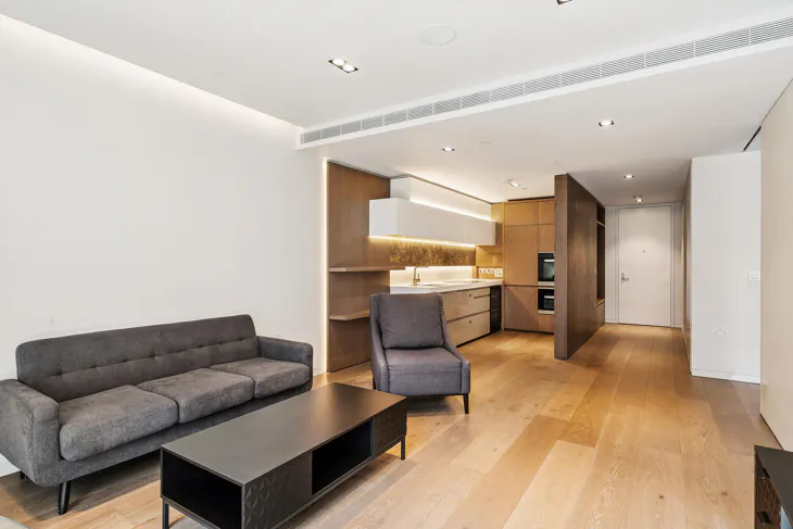 Flat Pearson Square in City of Westminster