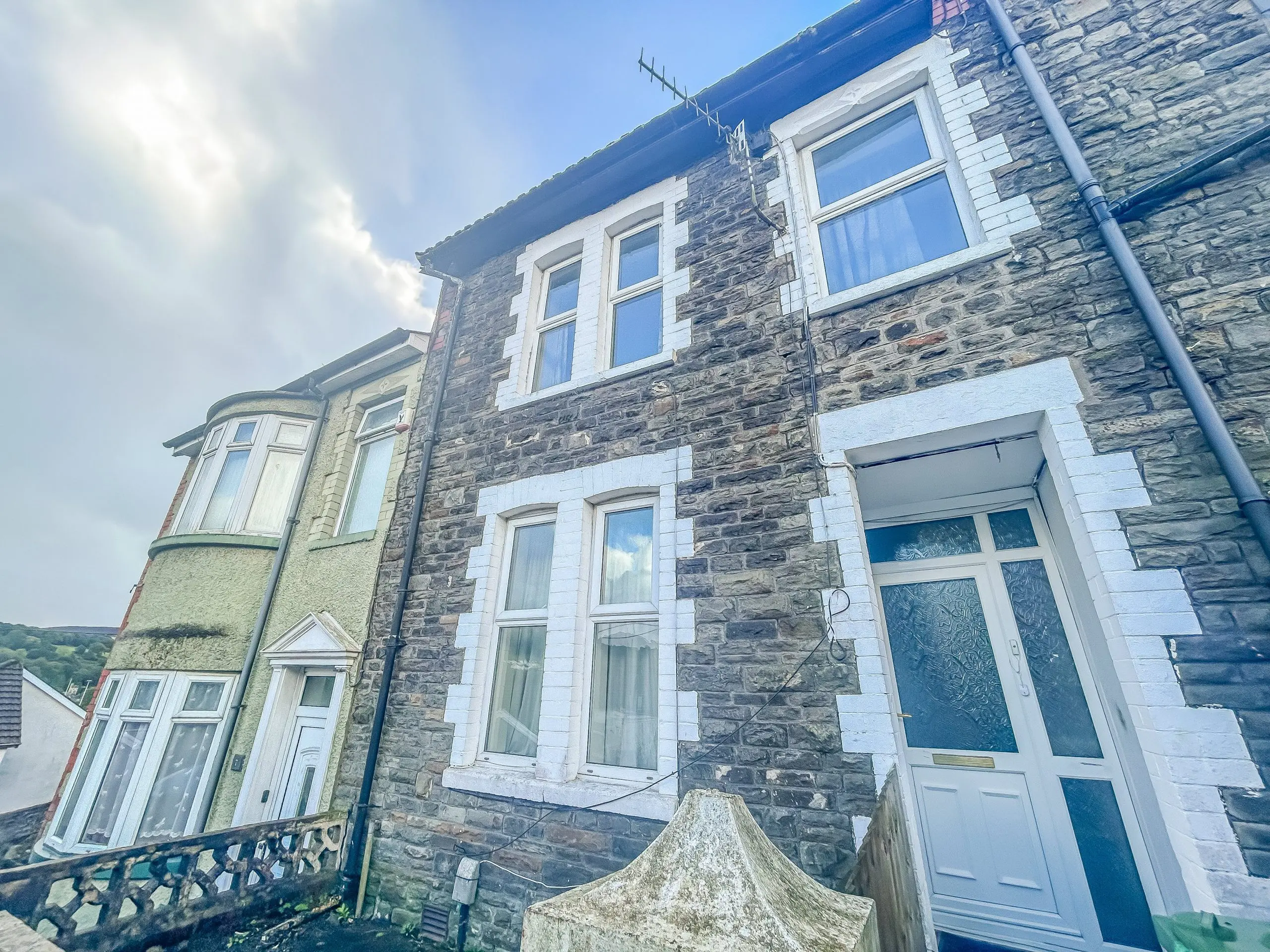 Room Stow Hill in Pontypridd