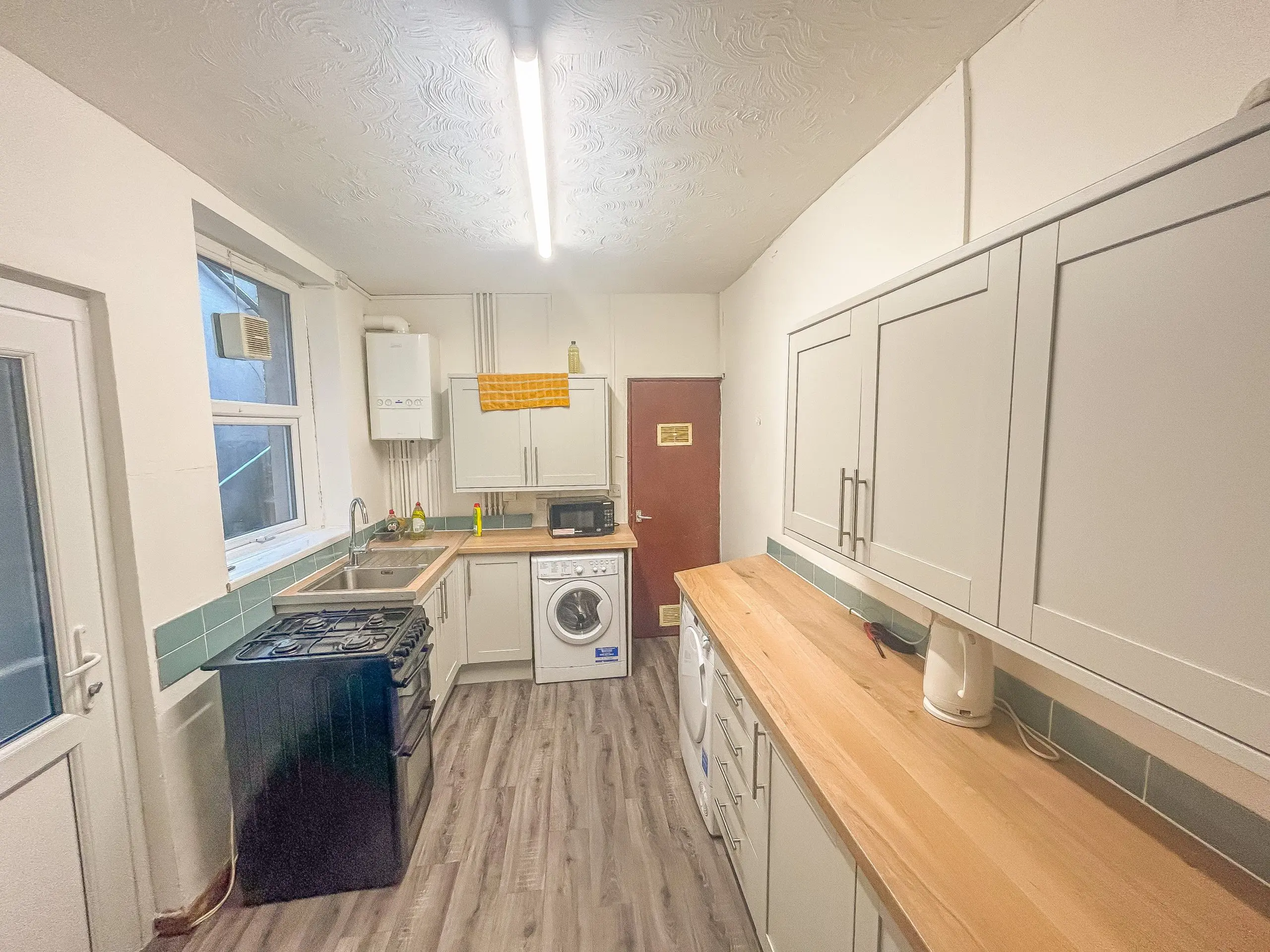 Room Stow Hill in Pontypridd