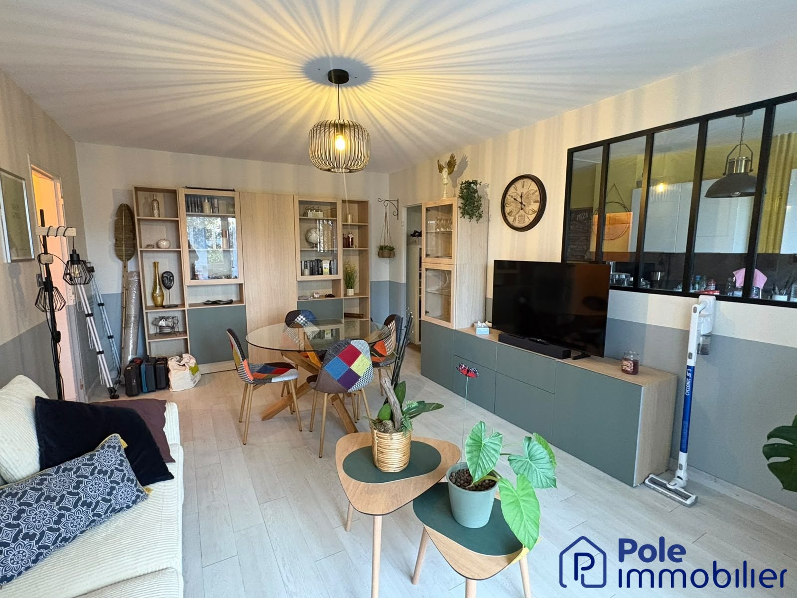 Flat Avenue Albert 1er in Caen