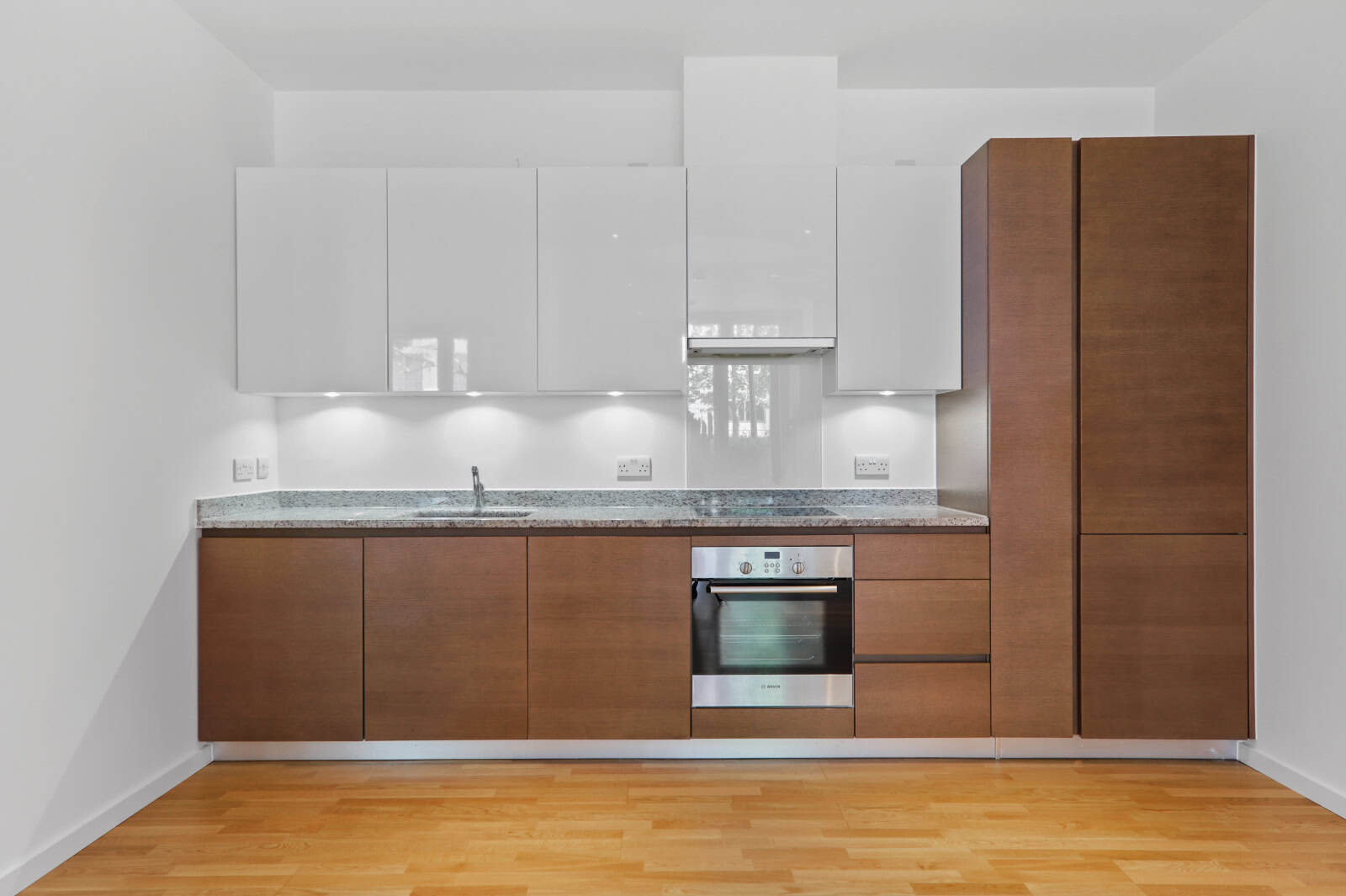 Flat Celebration Avenue in Greater London