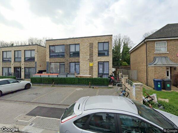 Flat Lancaster Road in Greater London
