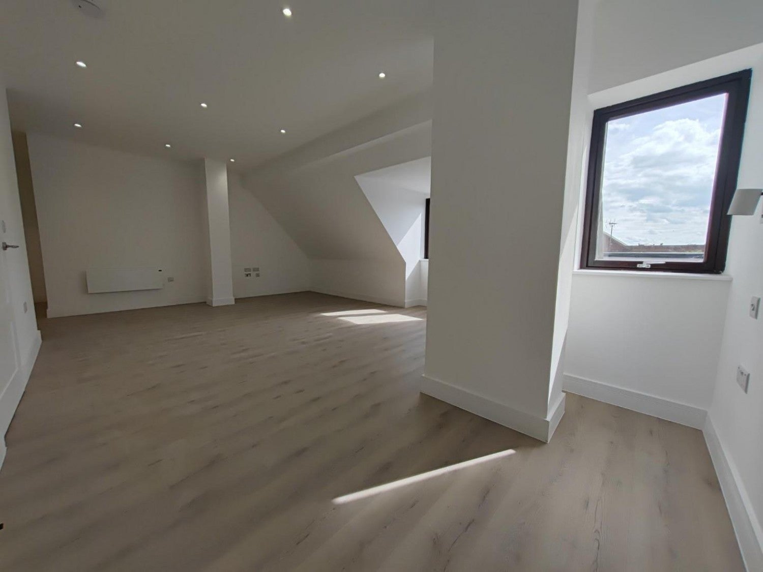 Flat Peach Street in Wokingham