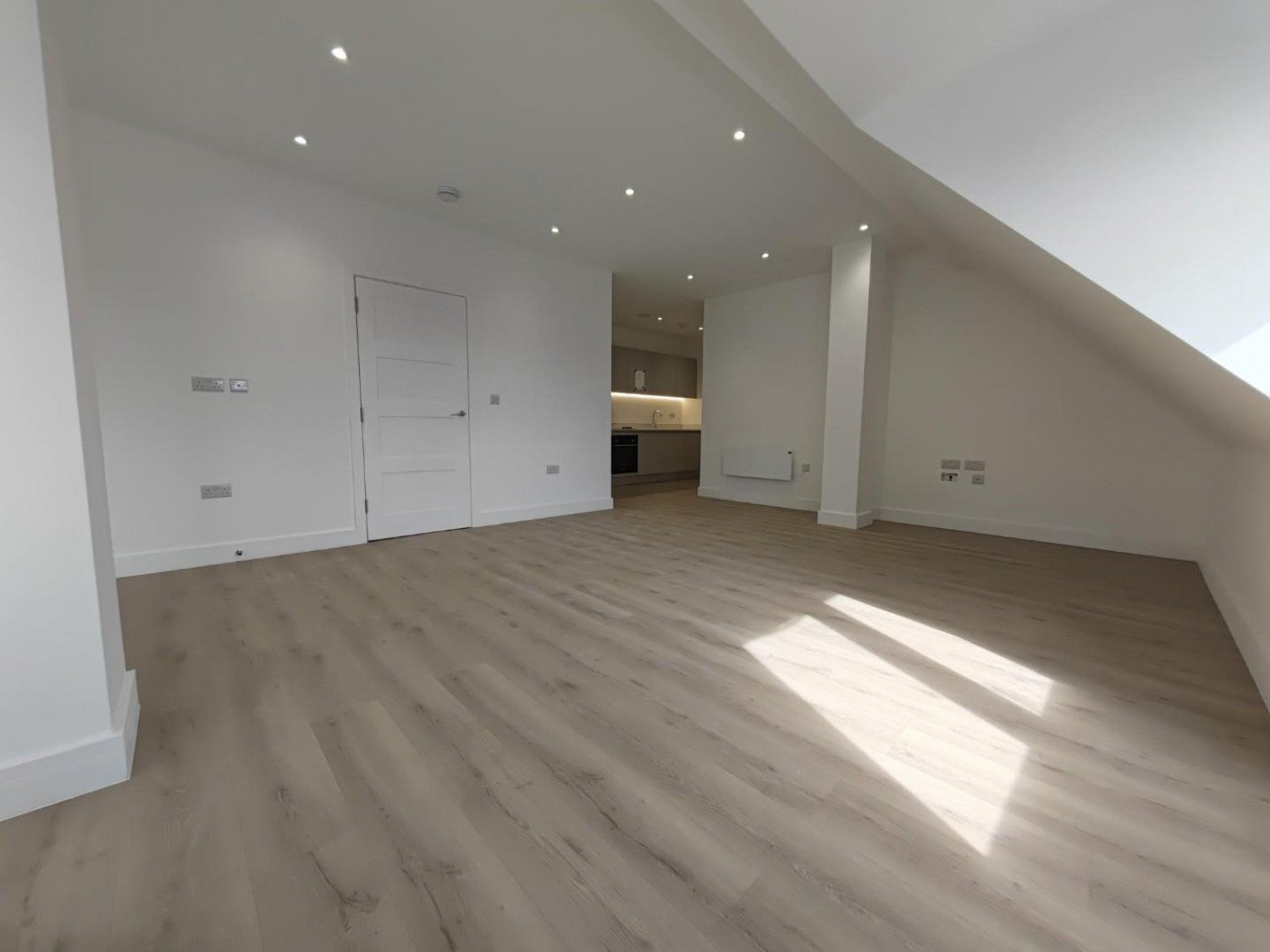 Flat Peach Street in Wokingham