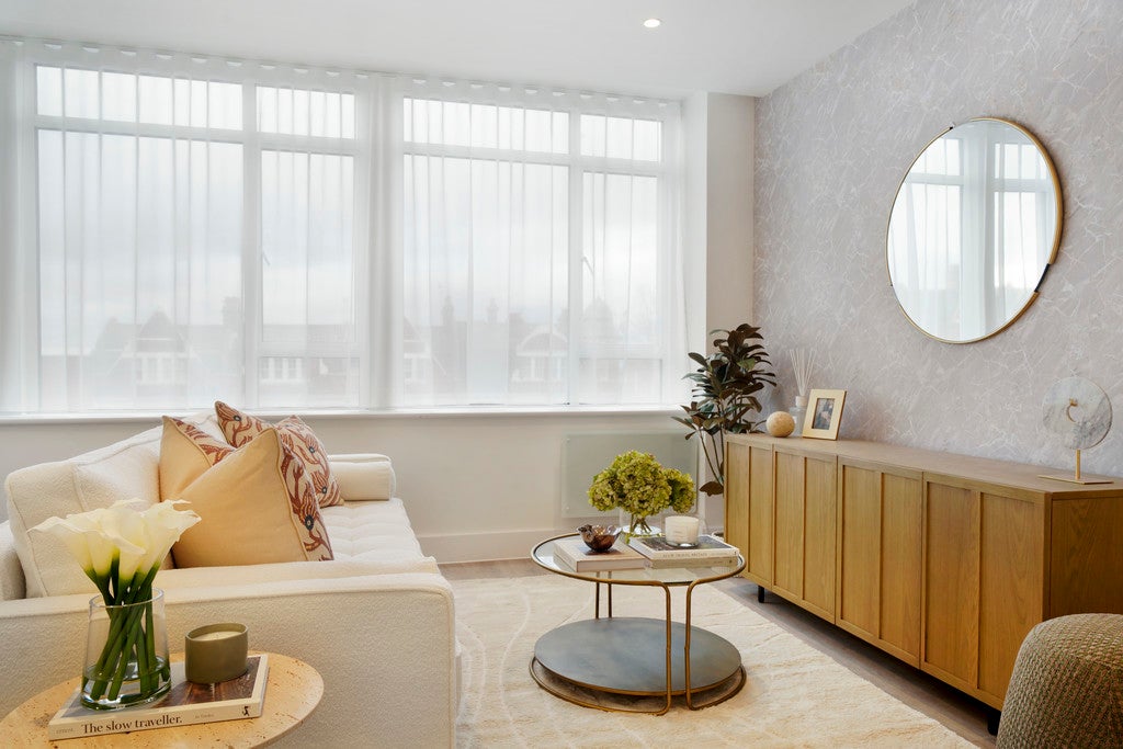 Flat Gracefield Gardens in Greater London