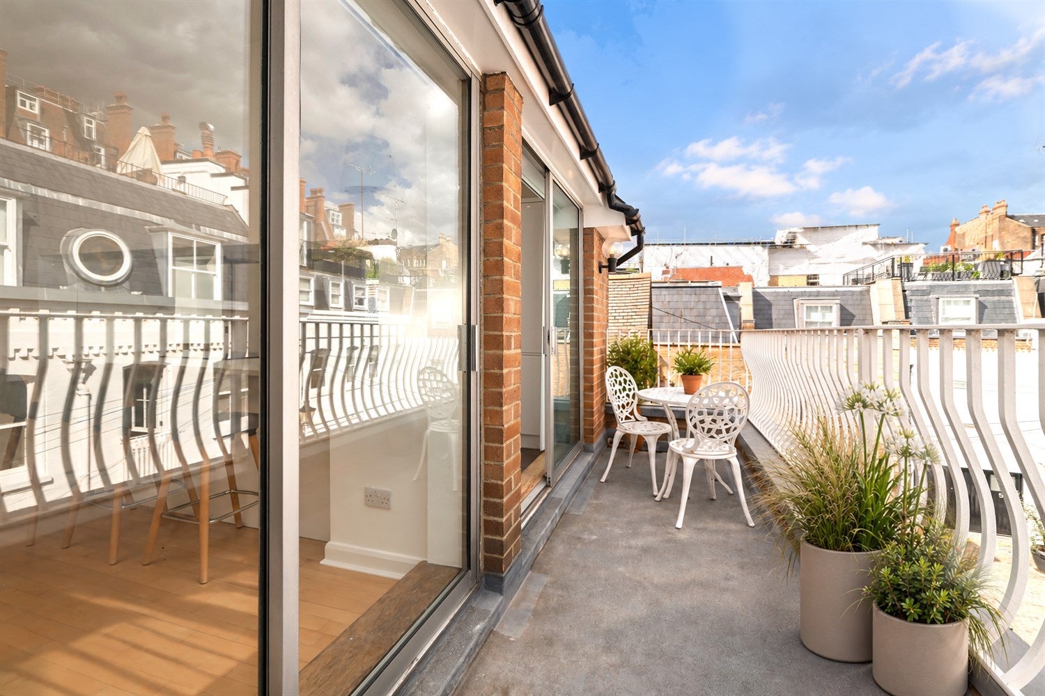 House Adam and Eve Mews in Greater London