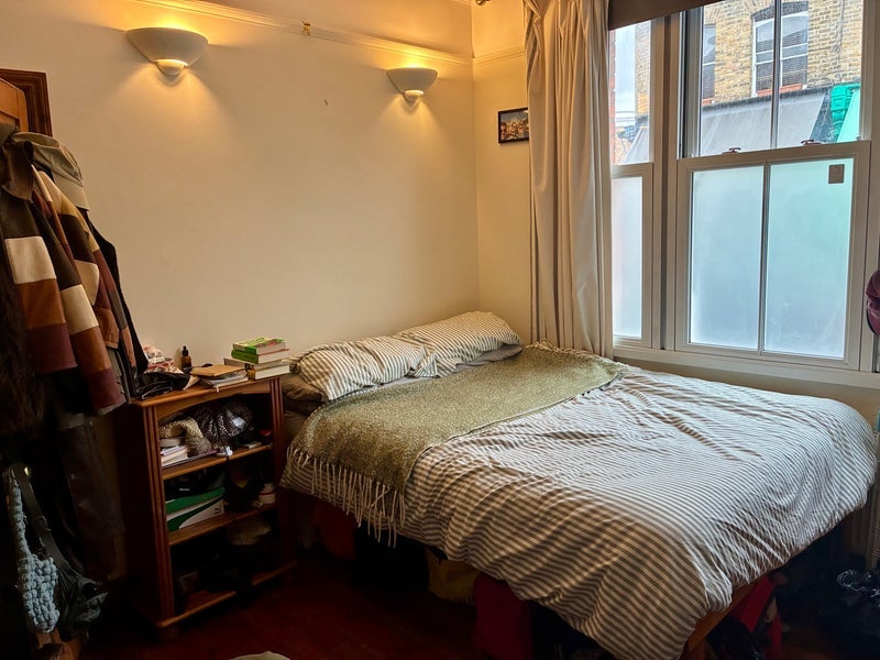Room Elwin Street in Greater London