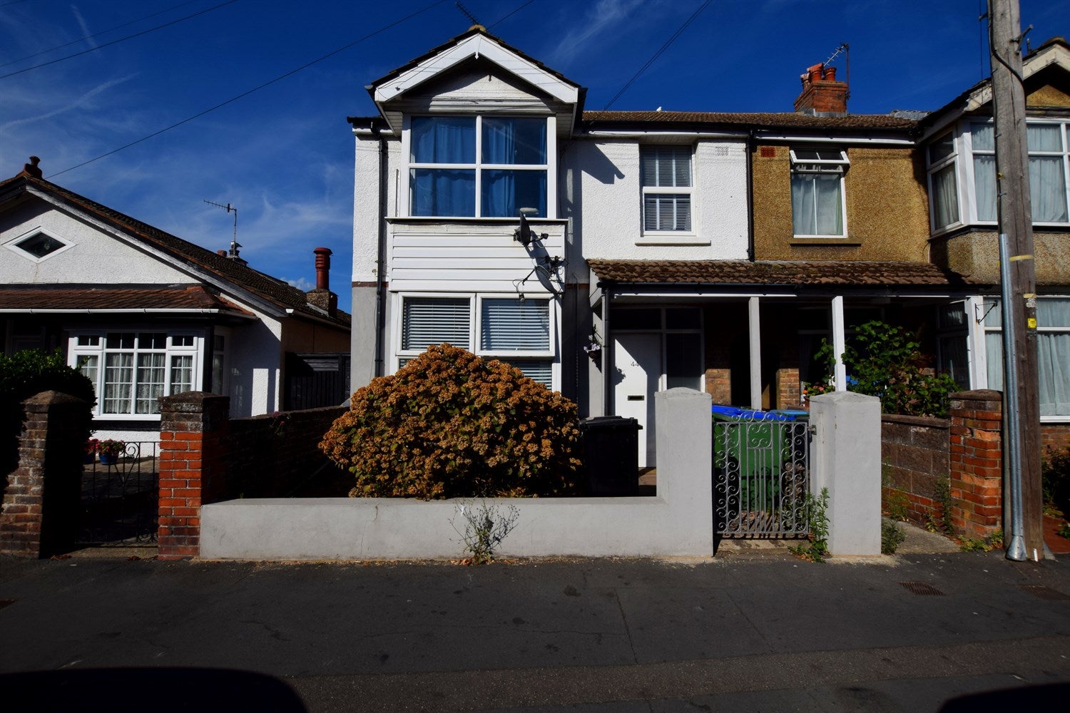 Flat Linden Road in Arun