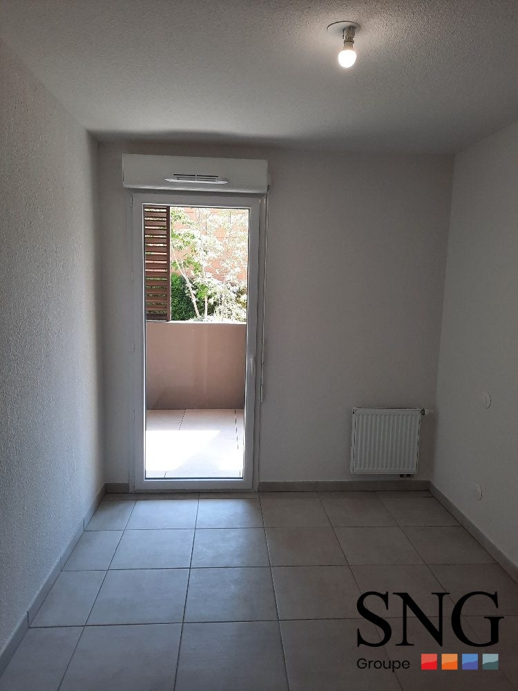 Appartement Avenue Monseigneur Robert Dalverny à Nîmes