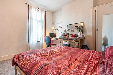 Flat King's Grove in Greater London