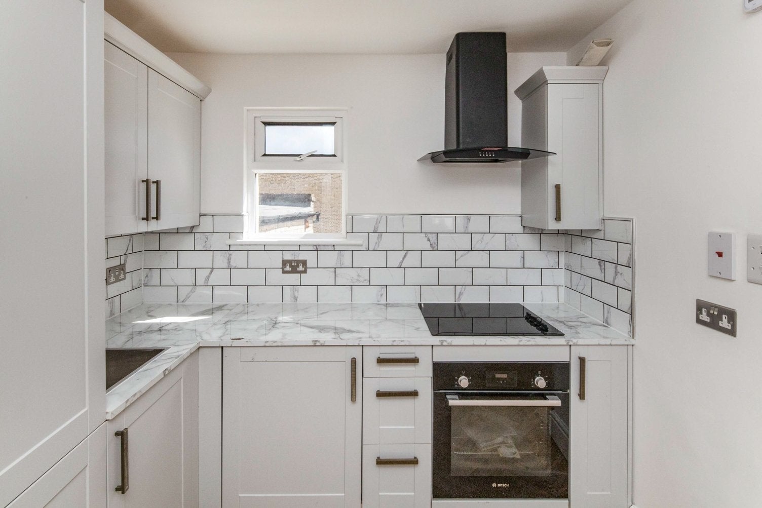 Flat Camberwell Grove in Greater London