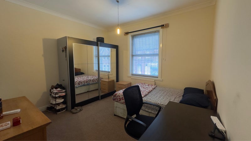Room East Park in Crawley