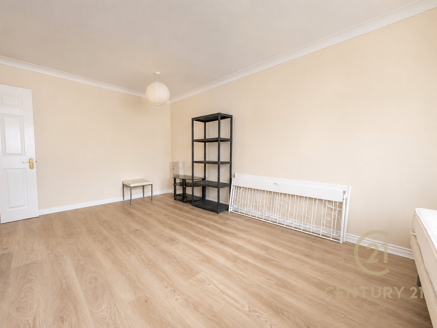 Flat Surbiton Road in Greater London