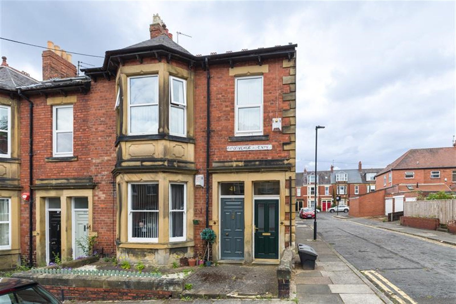 Flat Grosvenor Avenue in Newcastle upon Tyne