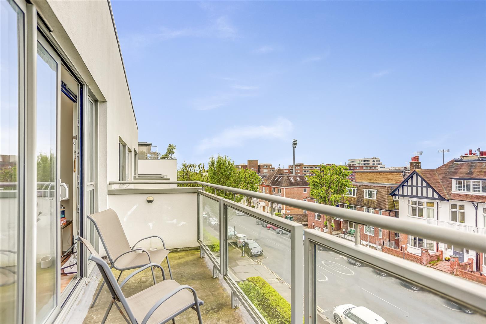 Flat Palmeira Avenue in Hove
