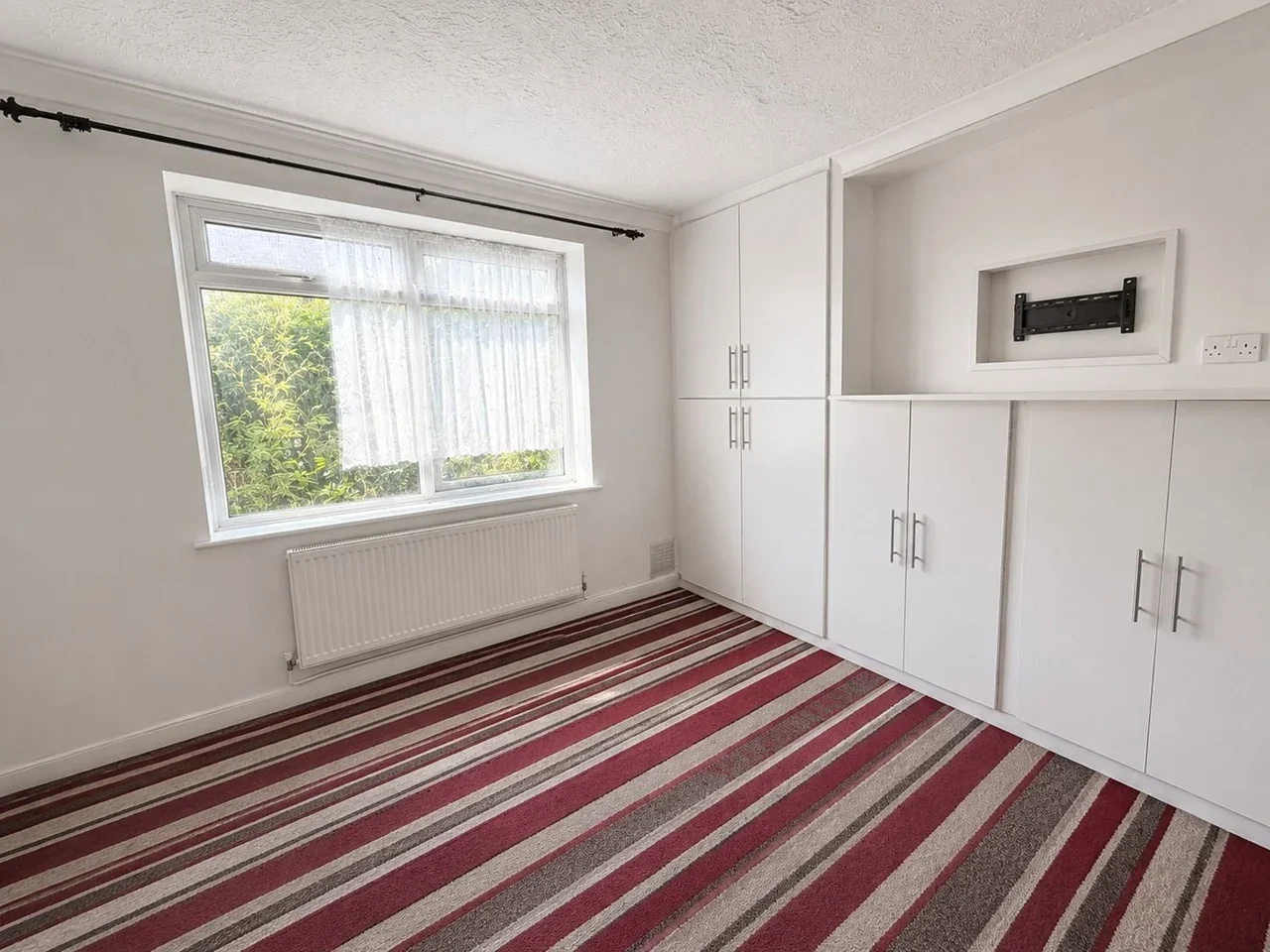House Garvary Road in Greater London