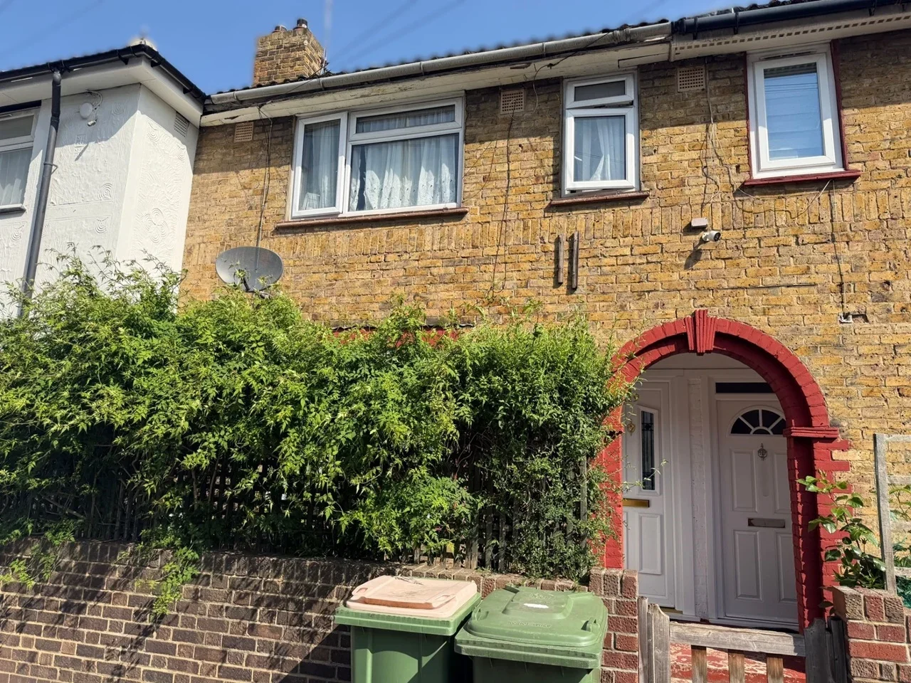 House Garvary Road in Greater London