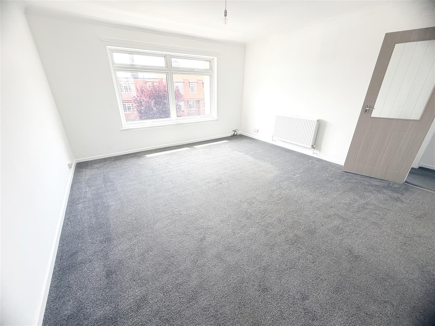 Flat Roselands Avenue in Eastbourne