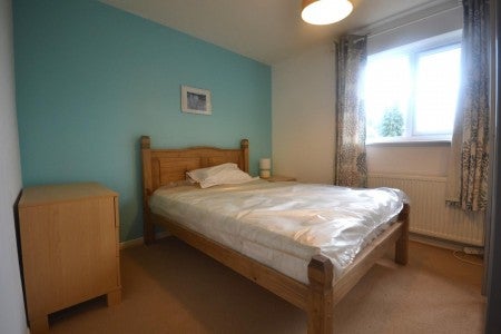 Flat Tilehurst Road in Reading