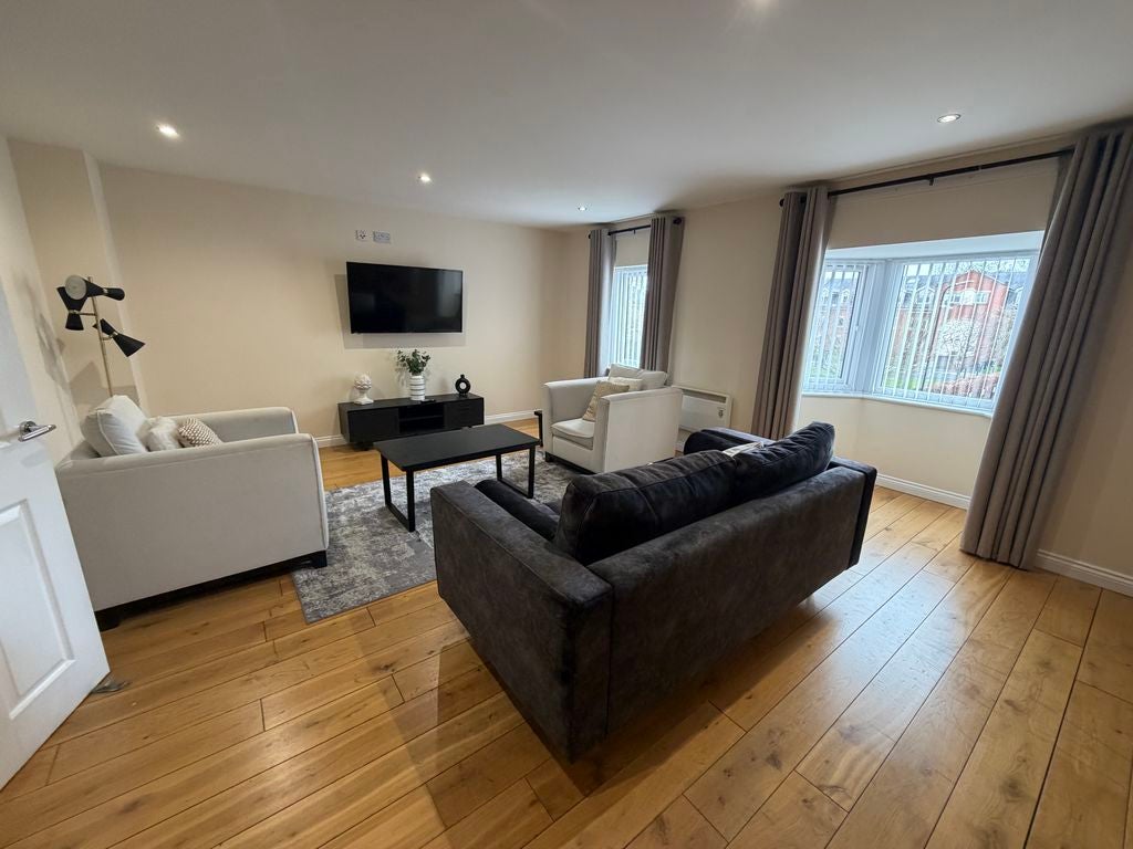 Flat Cambridge Square in Middlesbrough