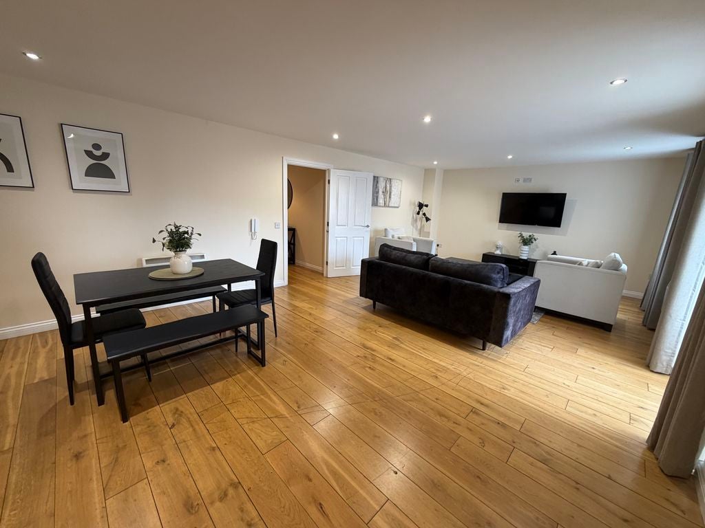 Flat Cambridge Square in Middlesbrough