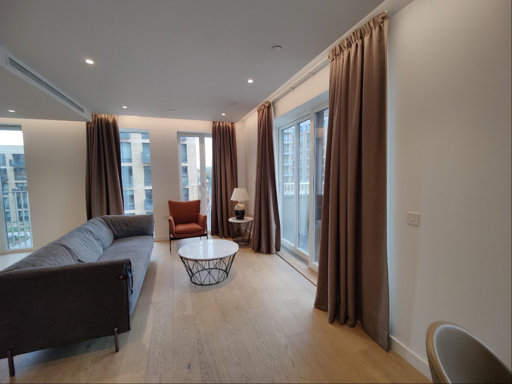 Flat Mount Pleasant in Greater London