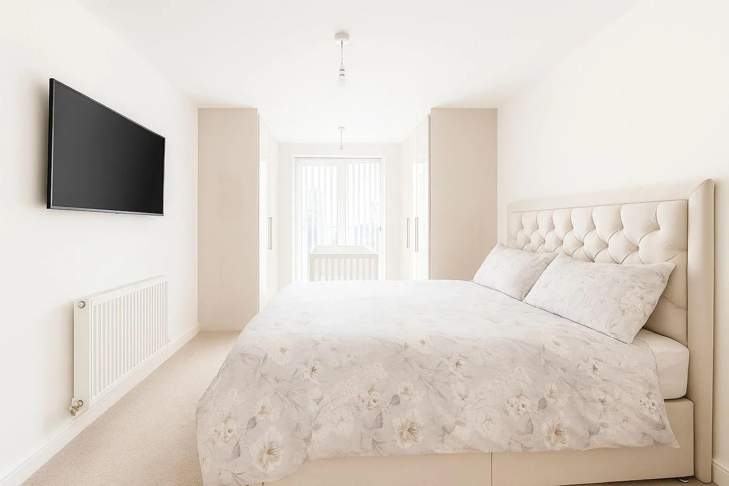 Flat Windsor Road in Slough