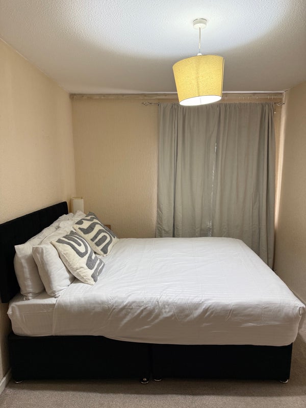 Room St. Mungo Place in Glasgow