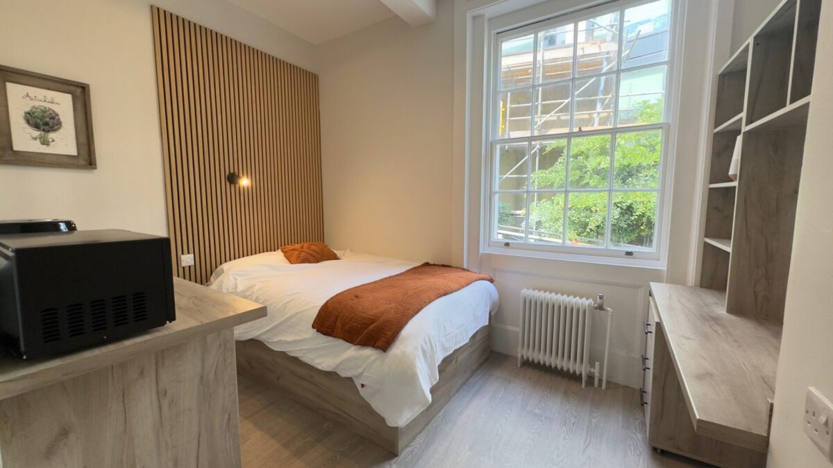 Room High Street in Southampton