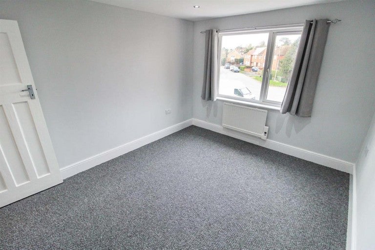 Flat Cromer Road in Royal Leamington Spa