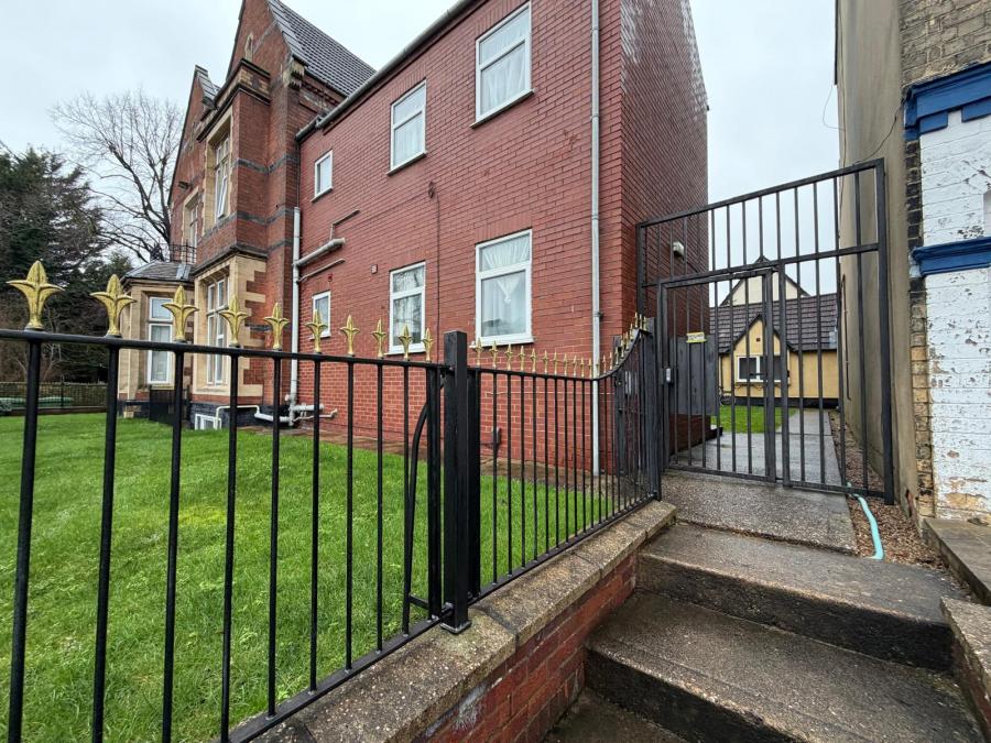 Flat Carholme Road in Lincoln